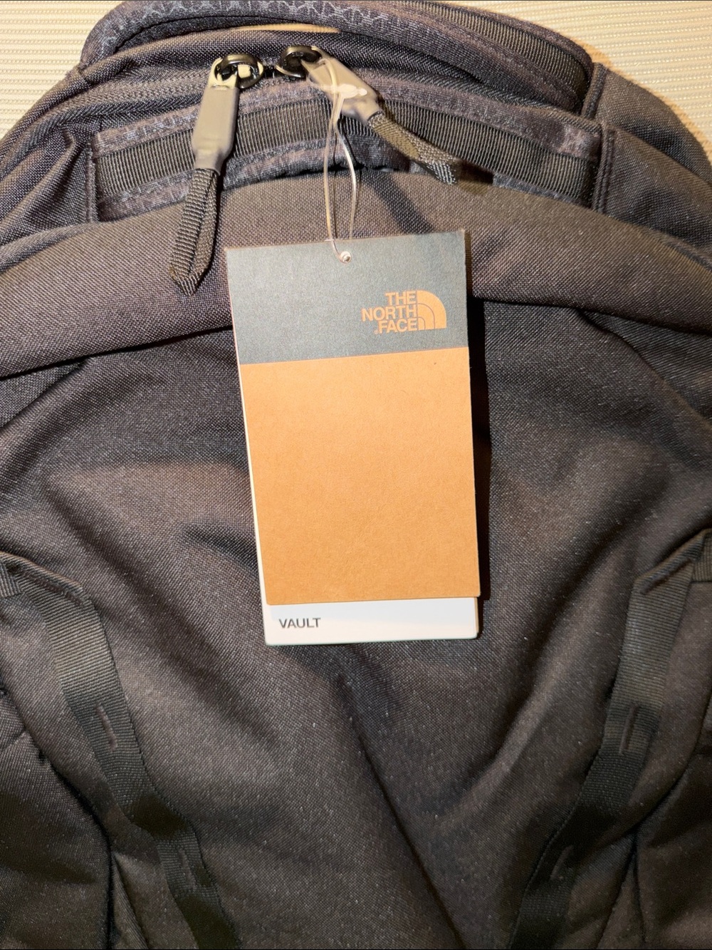 The North Face Vault Backpack - Black - Picture 2 of 4